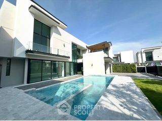 Haus zum Kauf mit 5 Zimmer in Bang Khen, Bangkok