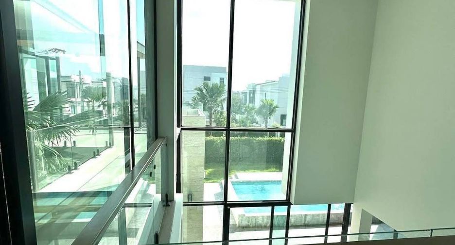 For sale 5 ベッドルーム house in Bang Khen, Bangkok