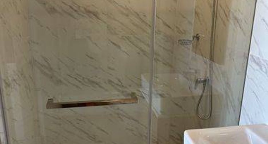 For sale 1 bed condo in Bang Na, Bangkok