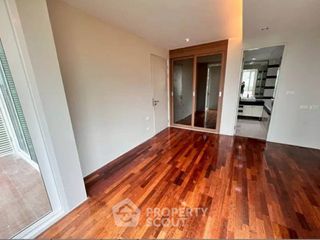 For sale 1 bed apartment in Watthana, Bangkok