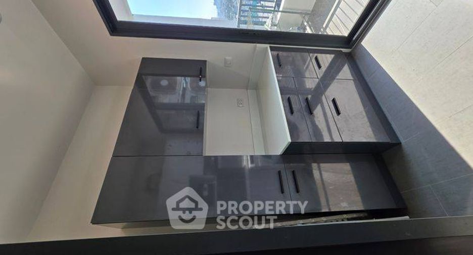For sale 2 bedrooms condo in Bang Sue, Bangkok
