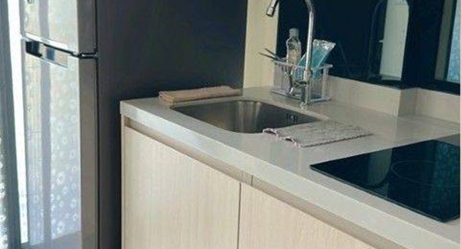 For sale 1 bed condo in Bang Na, Bangkok