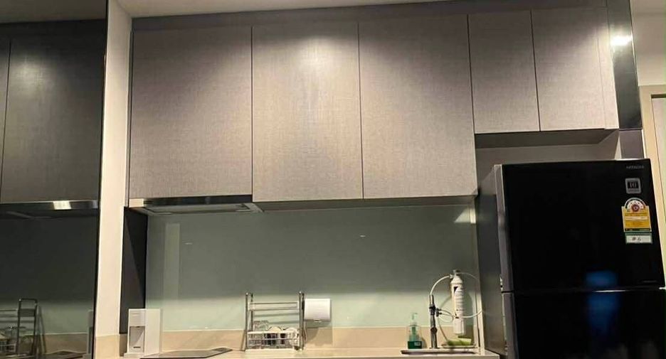 For sale 1 bed condo in Khlong Toei, Bangkok