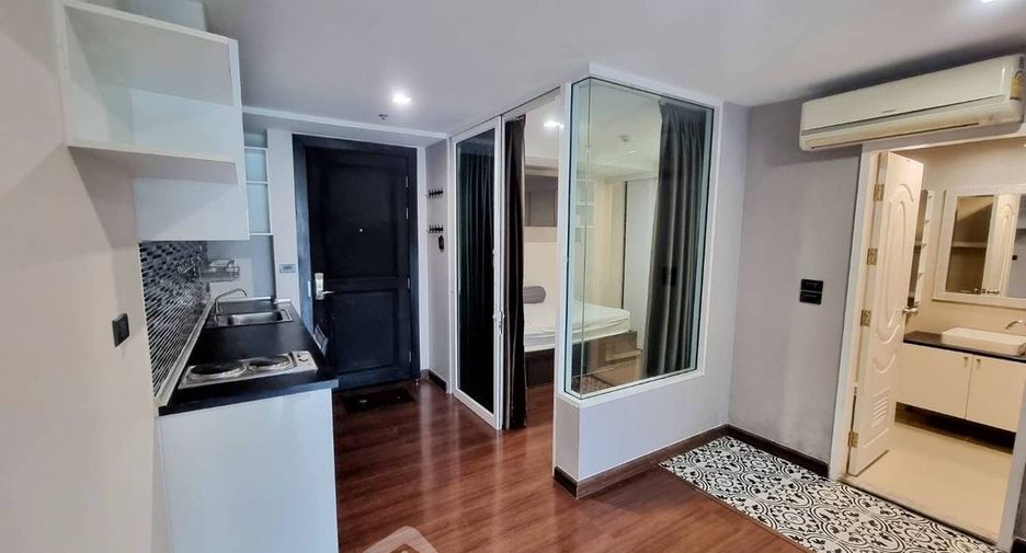 Wohnung zum Kauf mit 2 Zimmer in Phra Khanong, Bangkok