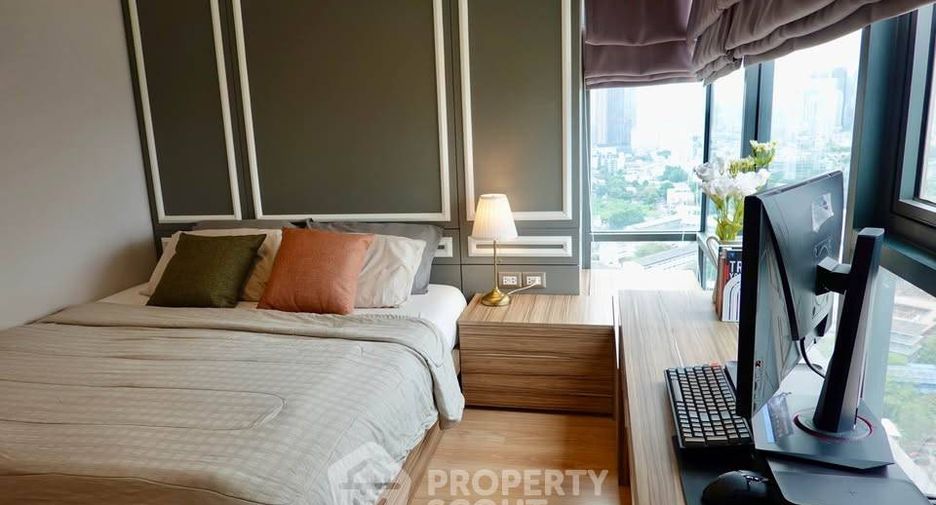 For sale 2 bedrooms condo in Khlong Toei, Bangkok