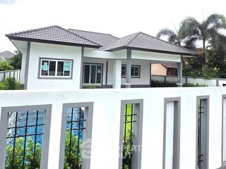 For sale 3 bedrooms villa in Sattahip, Chonburi