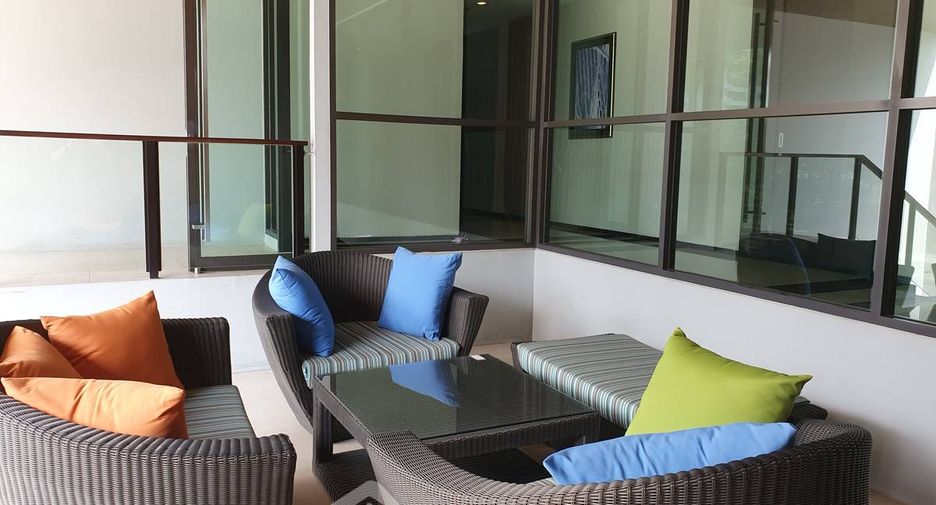 For sale 1 bed condo in Khlong Toei, Bangkok