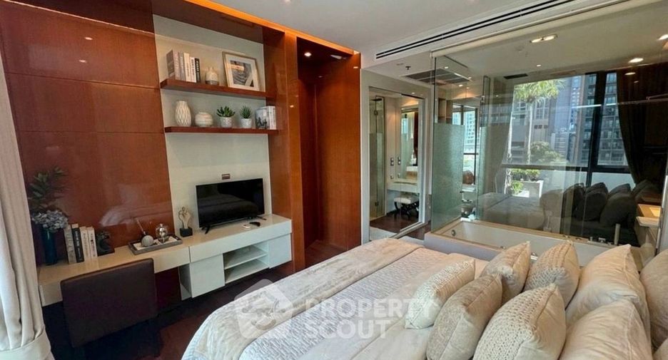 For sale 1 bed condo in Khlong Toei, Bangkok