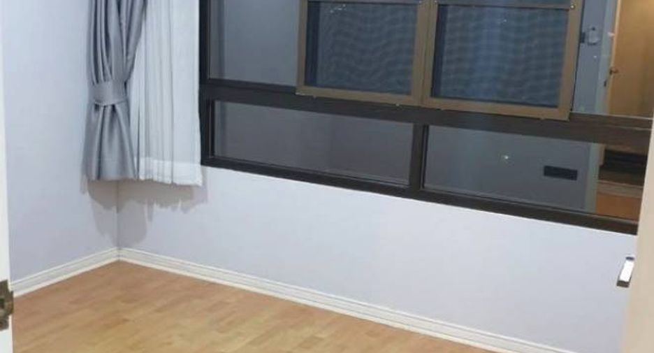 For sale 2 bedrooms condo in Phaya Thai, Bangkok