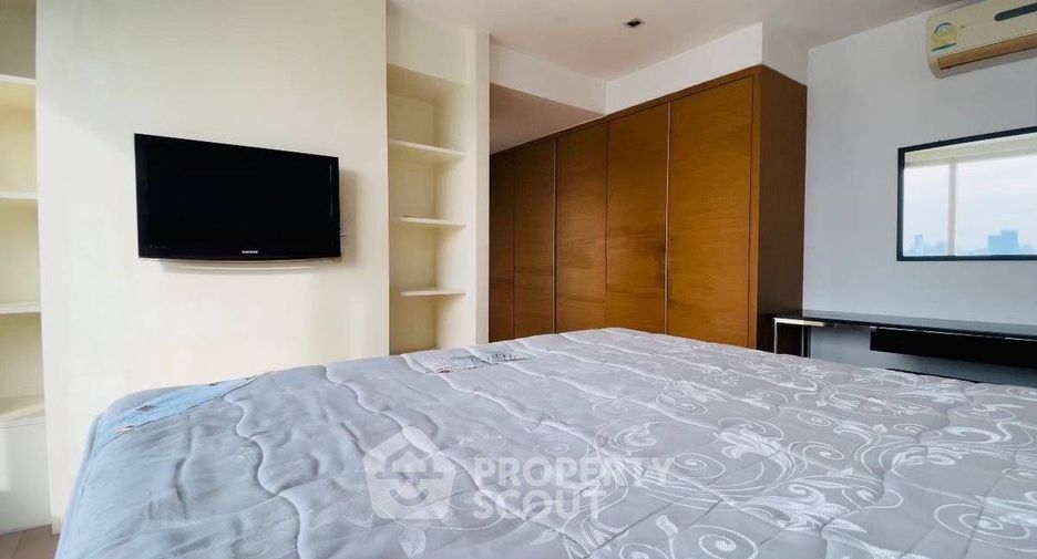 For sale 2 bedrooms condo in Watthana, Bangkok