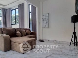 Villa zum Kauf mit 4 Zimmer in Bang Lamung, Chonburi