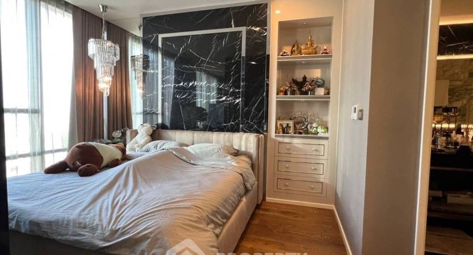 For sale 1 bed condo in Sathon, Bangkok