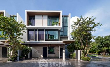 For sale 4 bedrooms house in Chatuchak, Bangkok