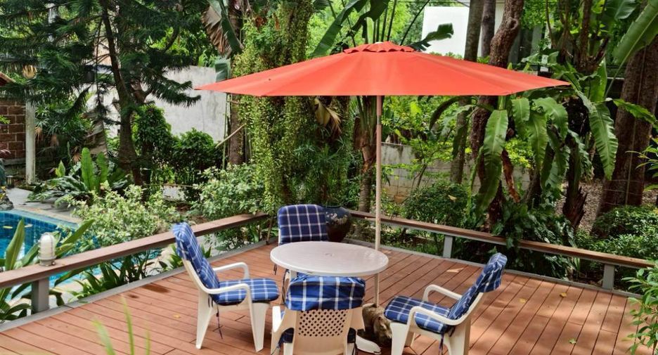 À vendre 6 chambres villa à Sattahip, Chonburi