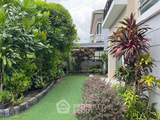 Haus zum Kauf mit 4 Zimmer in Bang Khen, Bangkok