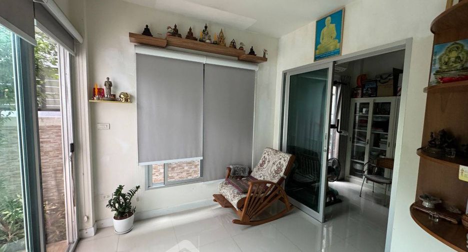 For sale 4 bedrooms house in Bang Khen, Bangkok