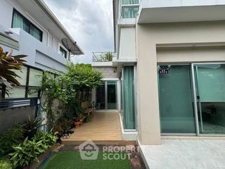 Haus zum Kauf mit 4 Zimmer in Bang Khen, Bangkok