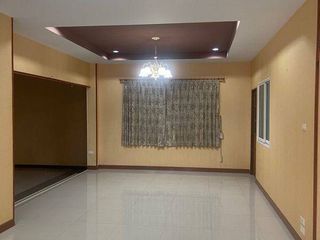 For sale 3 bedrooms house in Phan Thong, Chonburi