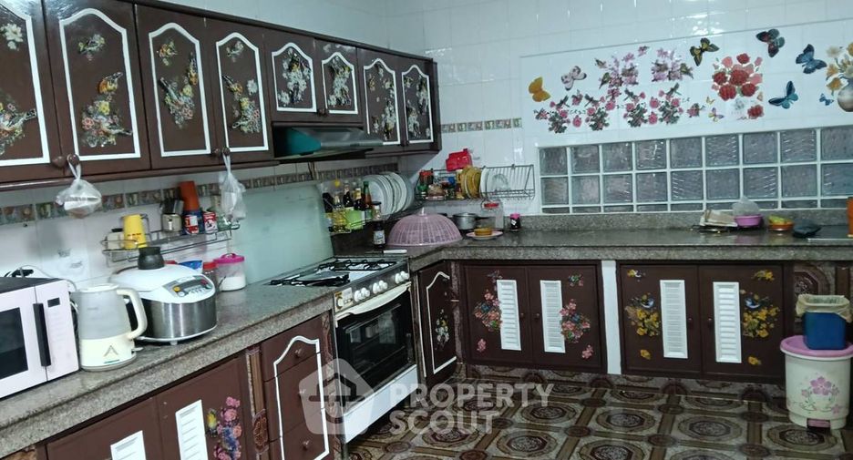 Casa en venta de 3 habitaciones en East Pattaya, Pattaya