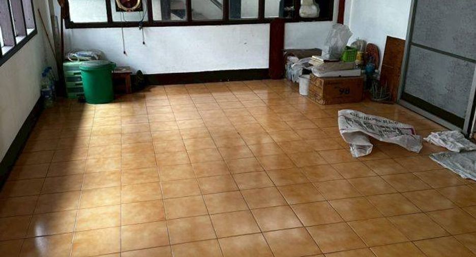 出售 7 卧室 独立屋 在 Bang Kapi, 曼谷