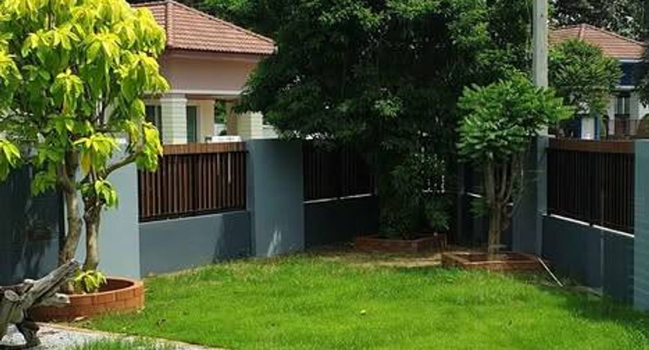 For sale 3 bedrooms house in Mueang Chon Buri, Chonburi