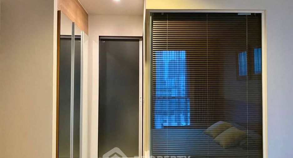 For sale 1 bed condo in Sathon, Bangkok