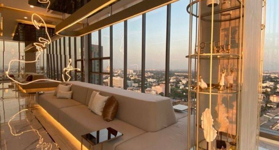 For sale 2 bedrooms condo in Chatuchak, Bangkok
