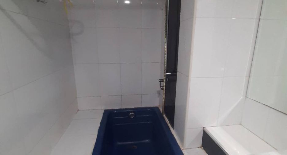 For sale 2 bedrooms condo in Si Racha, Chonburi