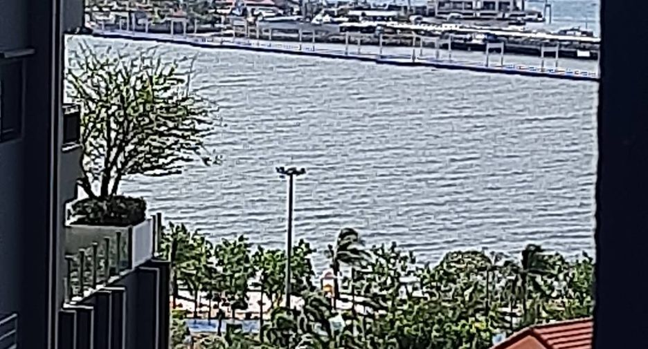 For sale 2 bedrooms condo in Si Racha, Chonburi