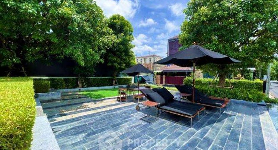 For sale 6 bedrooms house in Suan Luang, Bangkok