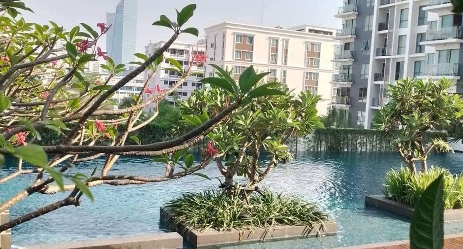 For sale 1 bed condo in Phra Khanong, Bangkok