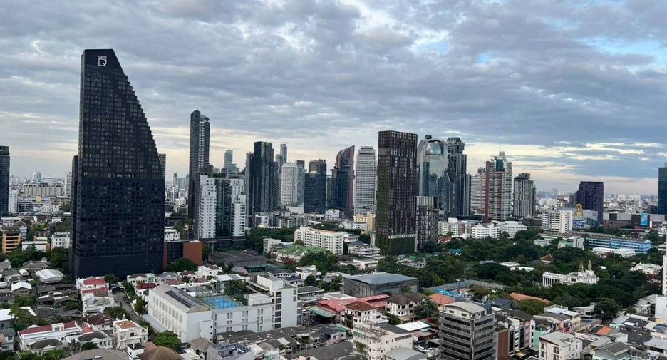 Wohnung zum Kauf mit 1 Zimmer in Khlong Toei, Bangkok