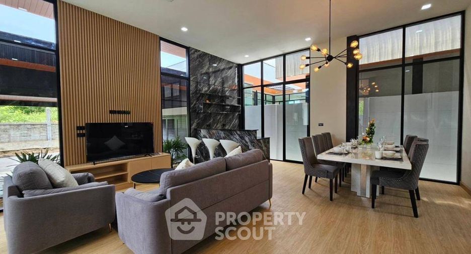 For sale 4 bedrooms house in South Pattaya, Pattaya