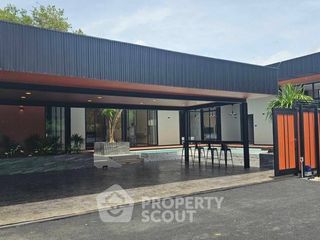 For sale 4 bedrooms house in Bang Lamung, Chonburi