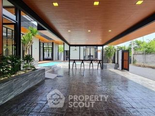 For sale 4 bedrooms house in Bang Lamung, Chonburi