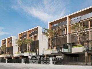 For sale 6 bedrooms house in Suan Luang, Bangkok