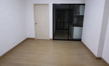 Wohnung zum Kauf mit 1 Zimmer in Thon Buri, Bangkok