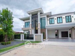 For sale 4 bedrooms house in Bang Bon, Bangkok