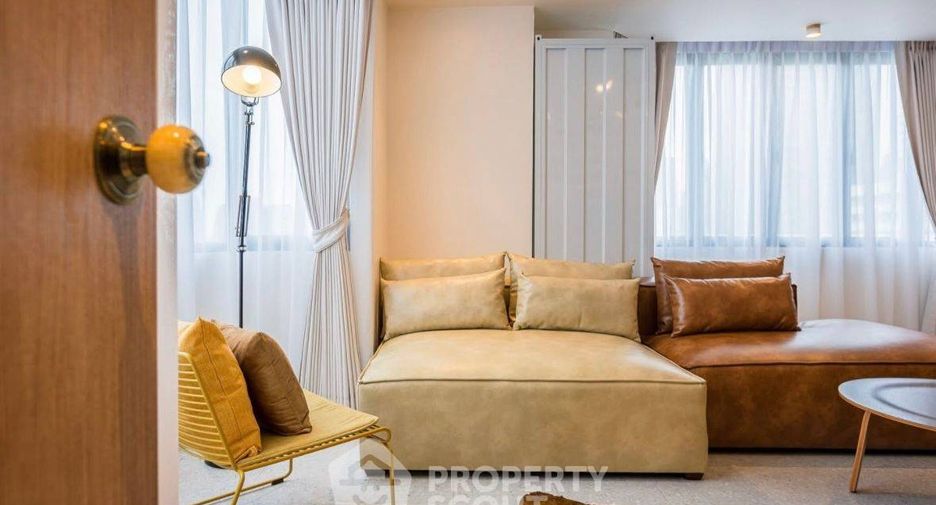 For sale 2 bedrooms condo in Khlong Toei, Bangkok