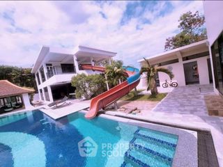 For sale 7 bedrooms villa in Bang Lamung, Chonburi