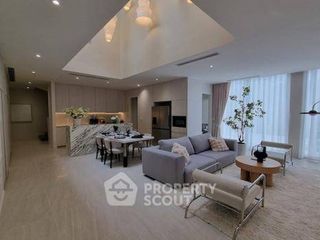 Продажа 4 спальни дом в Щанг Тхонгланг, Бангкок