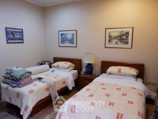 For sale 4 bedrooms house in Bang Lamung, Chonburi