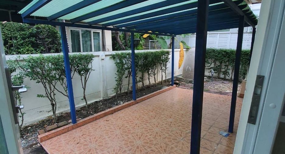 Haus zum Kauf mit 3 Zimmer in Bueng Kum, Bangkok