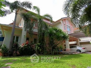 For sale 3 bedrooms house in Bueng Kum, Bangkok