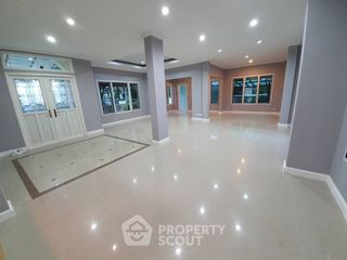For sale 3 bedrooms house in Bueng Kum, Bangkok
