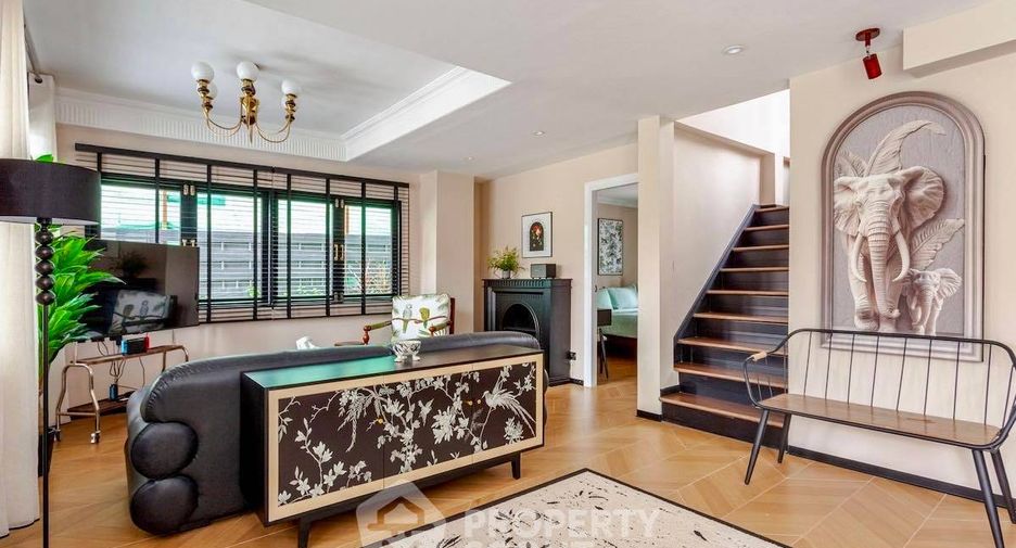 For sale 4 bedrooms house in Jomtien, Pattaya