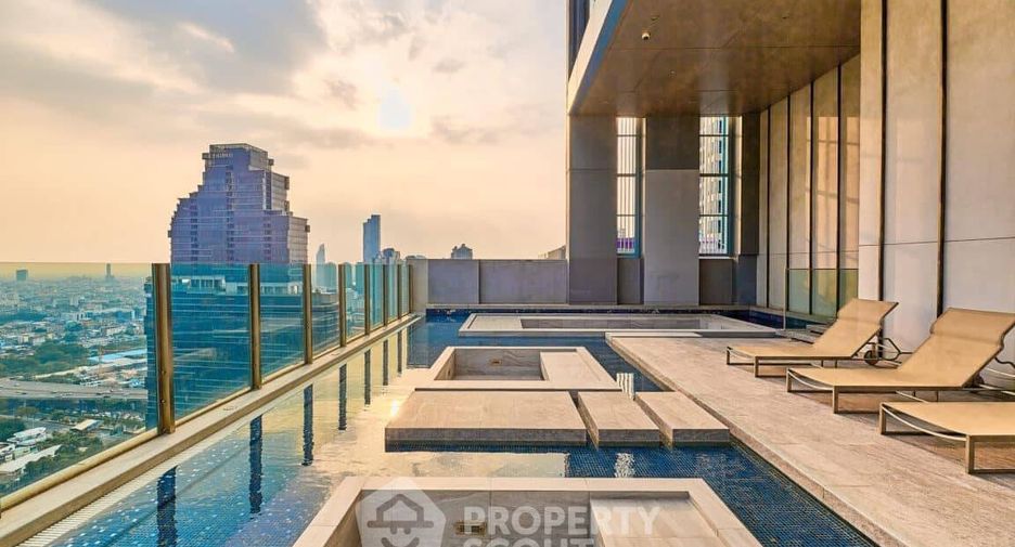 For sale 2 bedrooms condo in Sathon, Bangkok