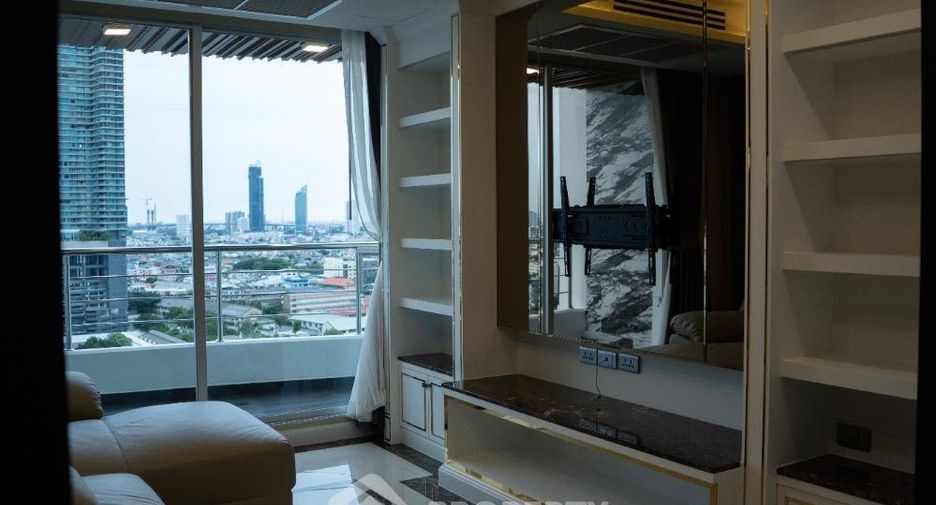 For sale 2 bedrooms condo in Khlong San, Bangkok