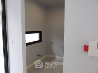 For sale 3 bedrooms townhouse in Yan Nawa, Bangkok