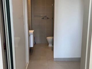 Продажа 1 кровать кондо в Патхум Щан, Бангкок